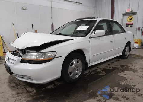 2001 Honda Accord 3.0 Ex from USA, damaged, VIN 1HGCG16581A008510